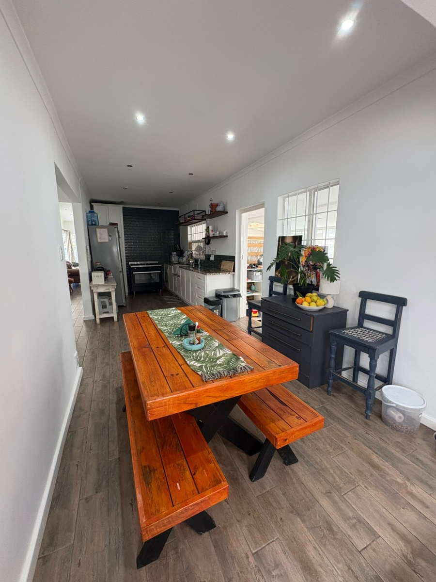 To Let 2 Bedroom Property for Rent in Claremont Upper Western Cape